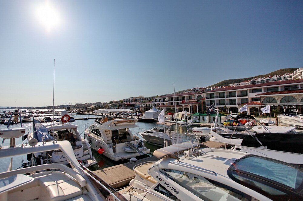 Фото Apartcomplex Dolce Vita