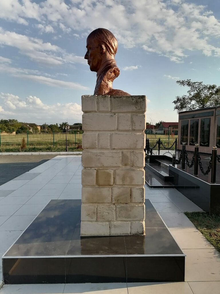 Monument, memorial Герою Советского Союза Абдурахману Яхъяевичу Абдуллаеву, Republic of Dagestan, photo