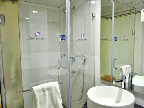 Внешний вид отеля The Senator Hotel в Калькутте, фото 4