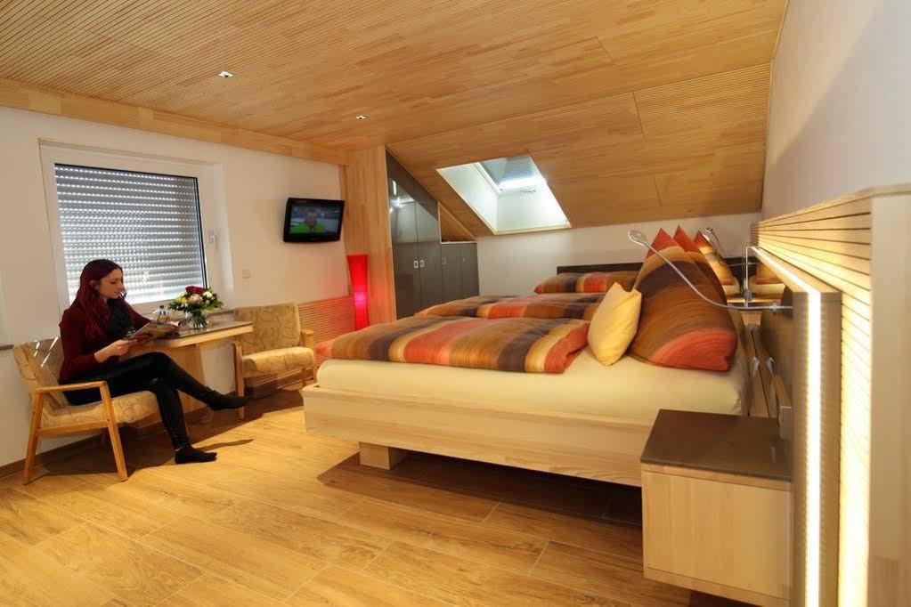 Фото Hotel Garni Jägerhof