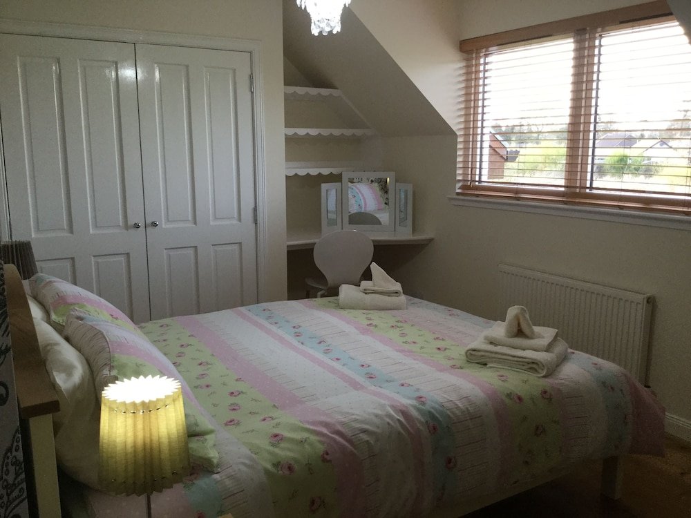 Фото Inverness Apartments - West Heather