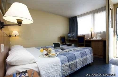 Фото Hotel Kyriad Mulhouse Est - Lutterbach