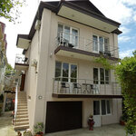 Natalya (Divnomorskoye Village, Korolenko Street, 6Д), guest house