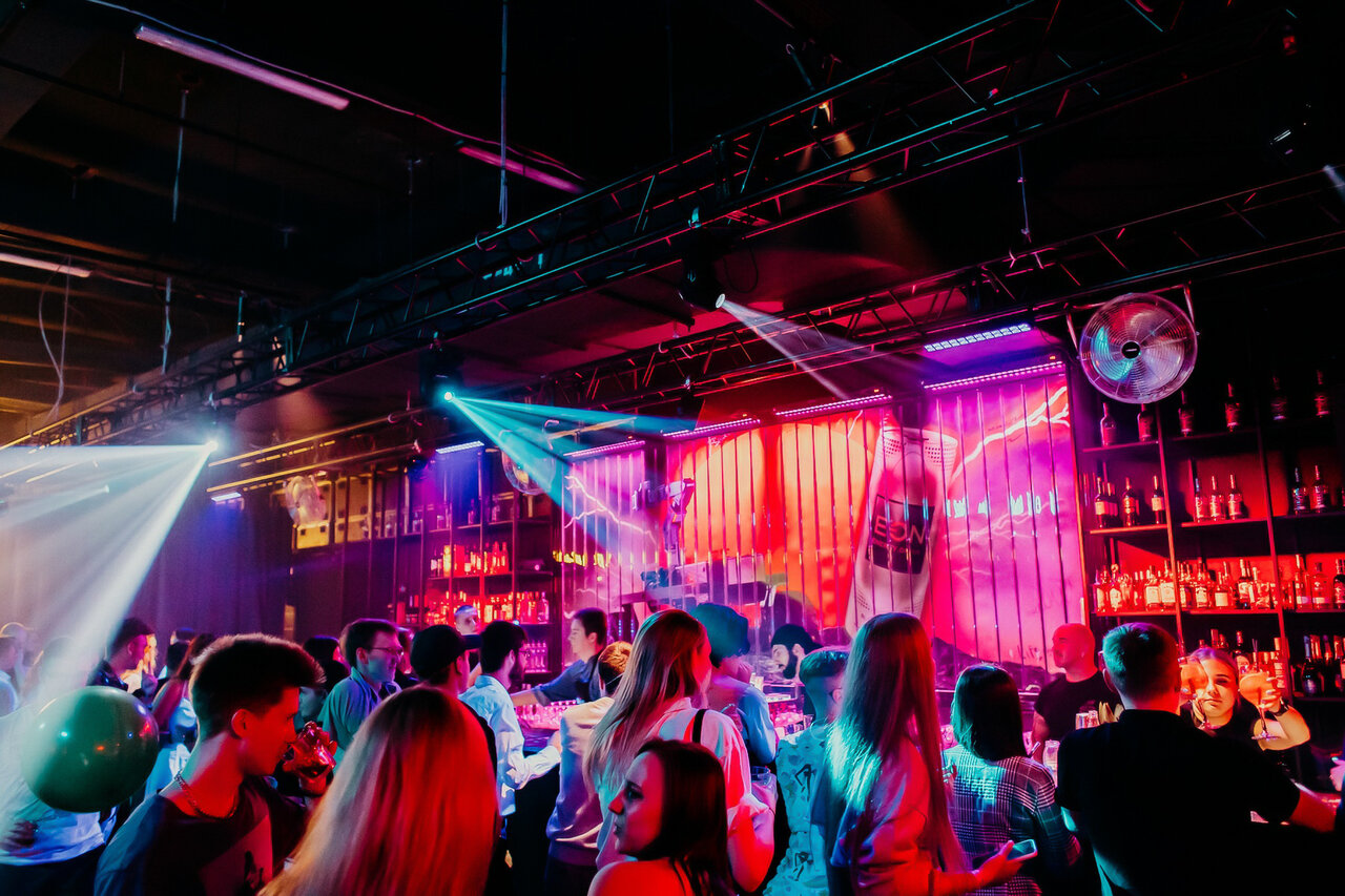 Клуб культура фото Photo: Kultura, nightclub, Moscow, Krymsky Val Street - Yandex Maps