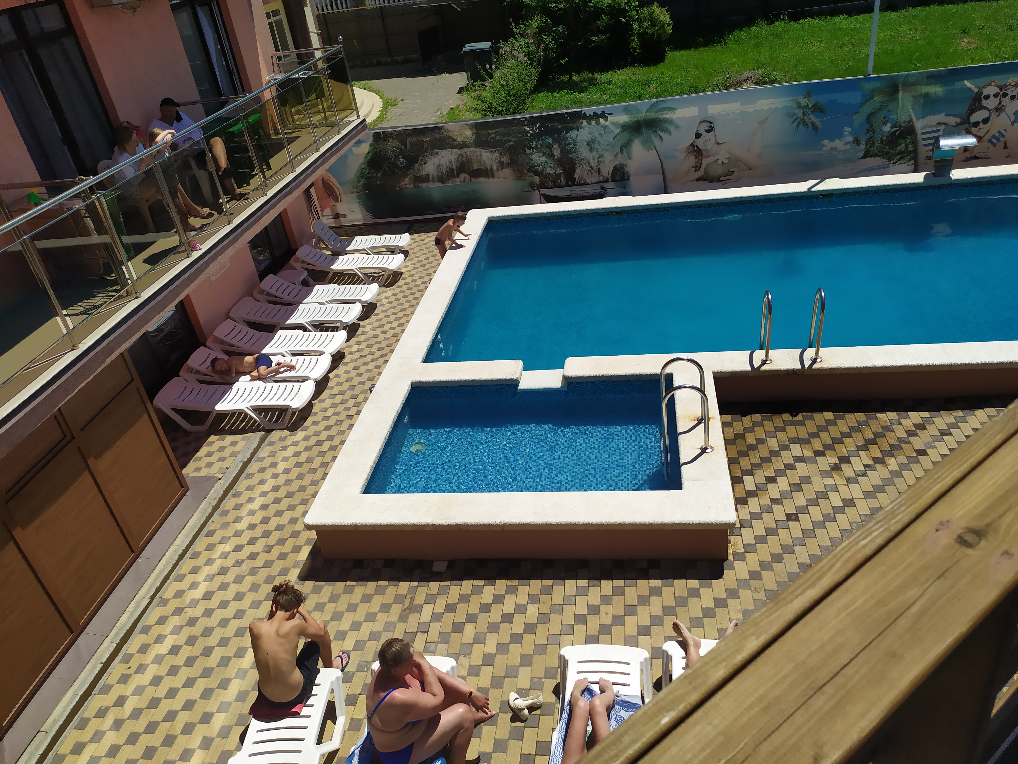 Фото Камела