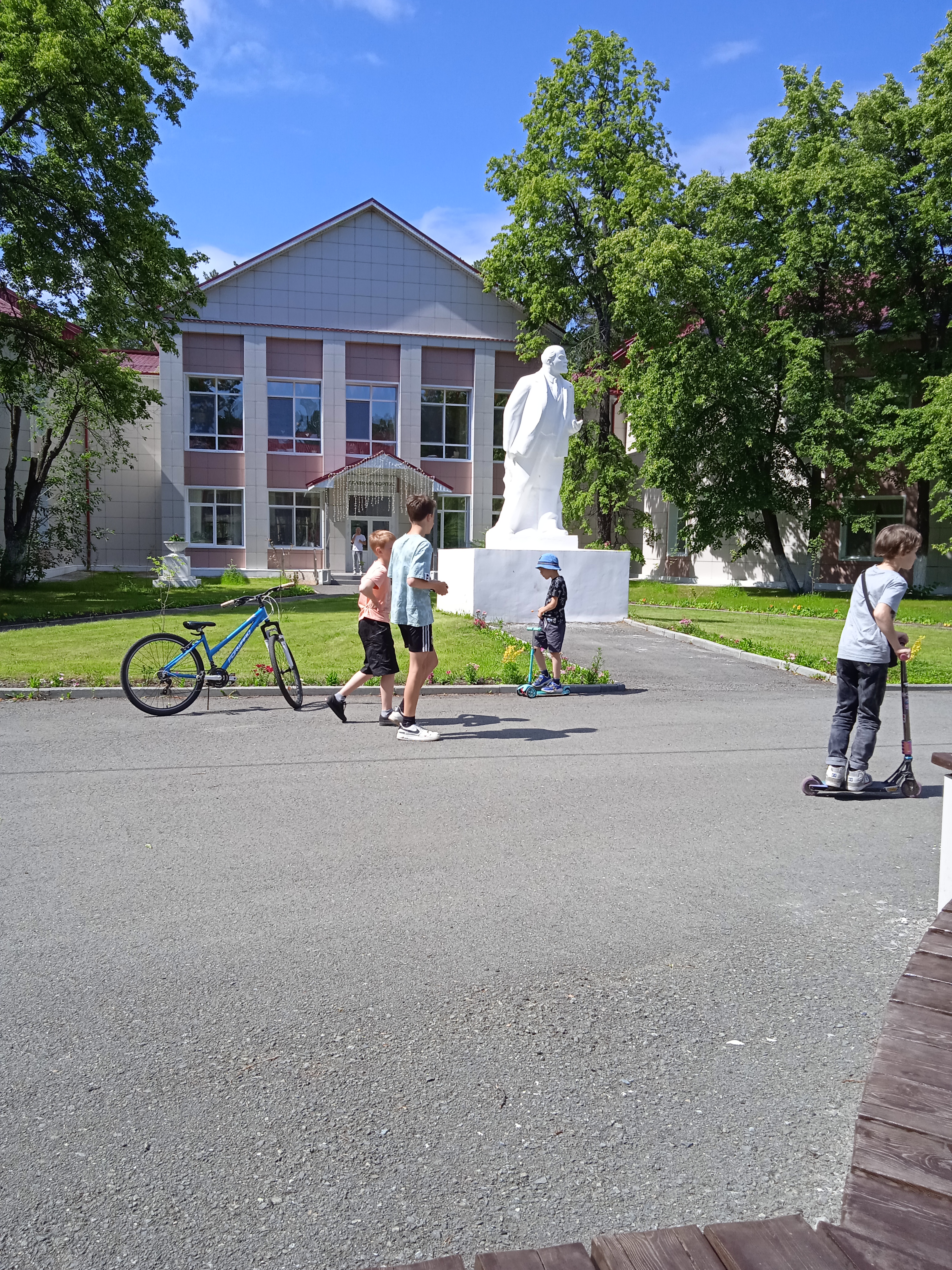 Фото Белый камень