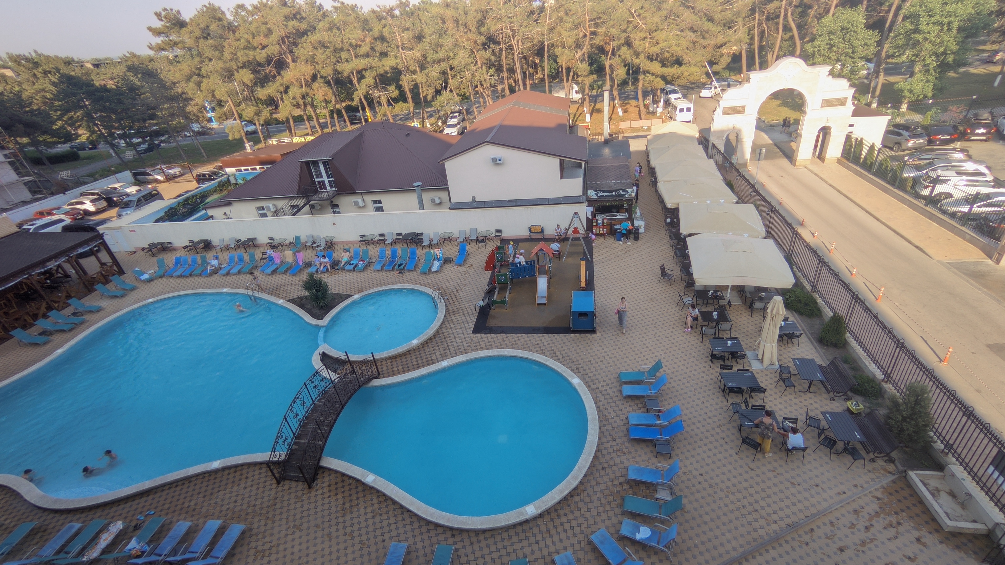 Фото Посейдон у моря