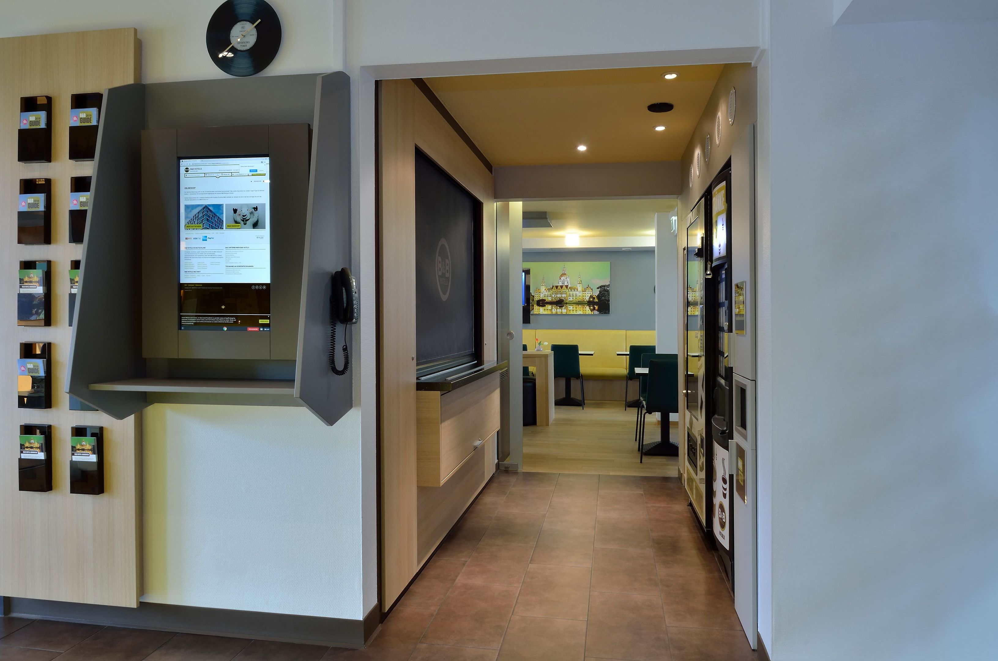 Фото B&b Hotel Hannover-Lahe