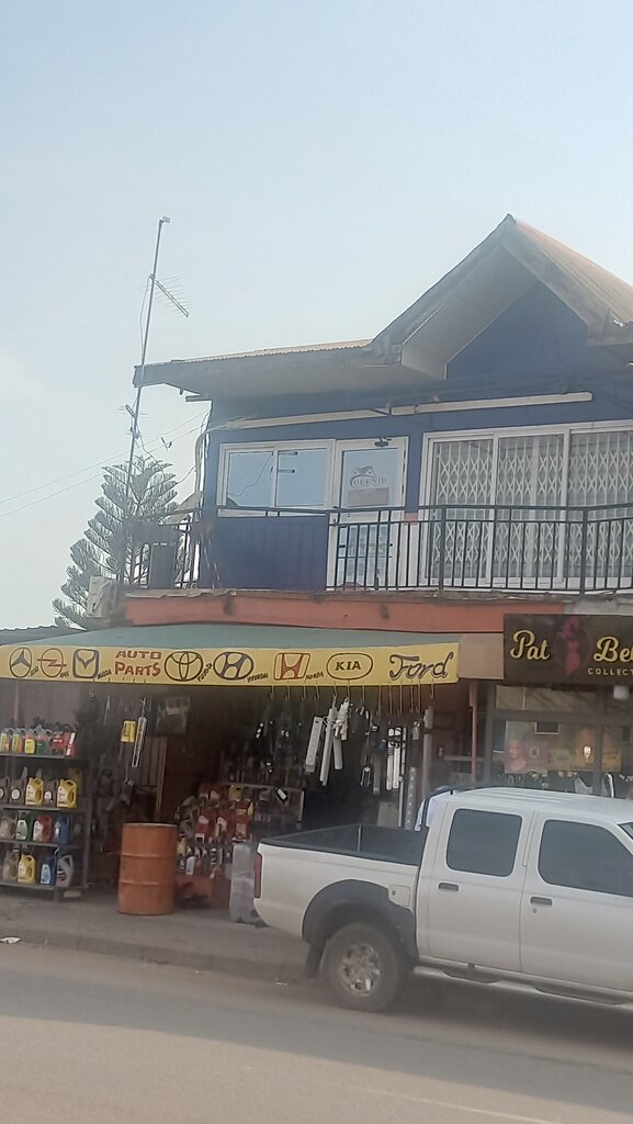 Real estate agency Deenib, Accra, photo