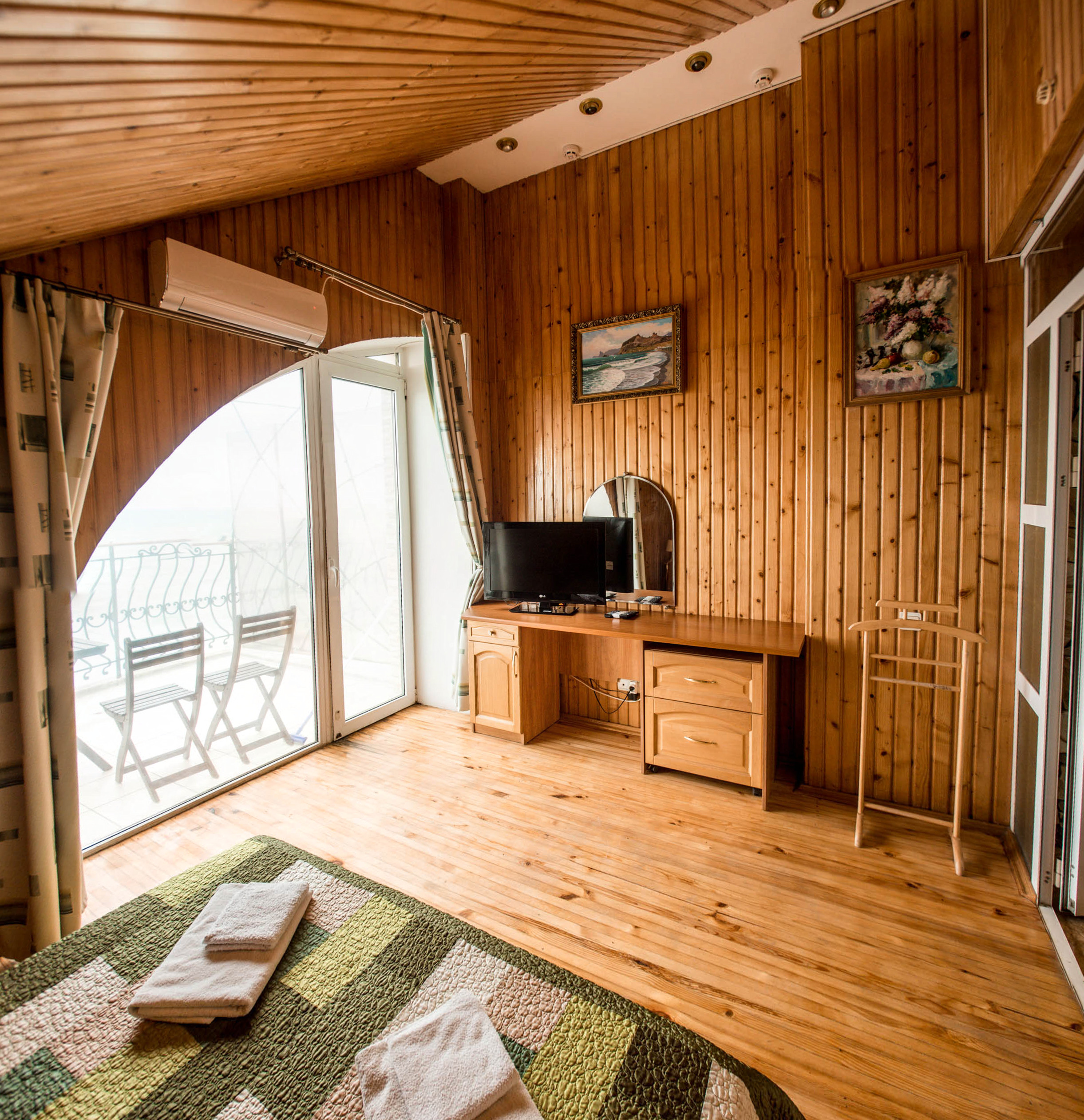 Фото Миллениум