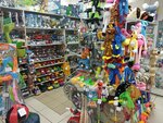 Игрушки (Lunacharskogo Street, 30), juguetes y juegos para niños