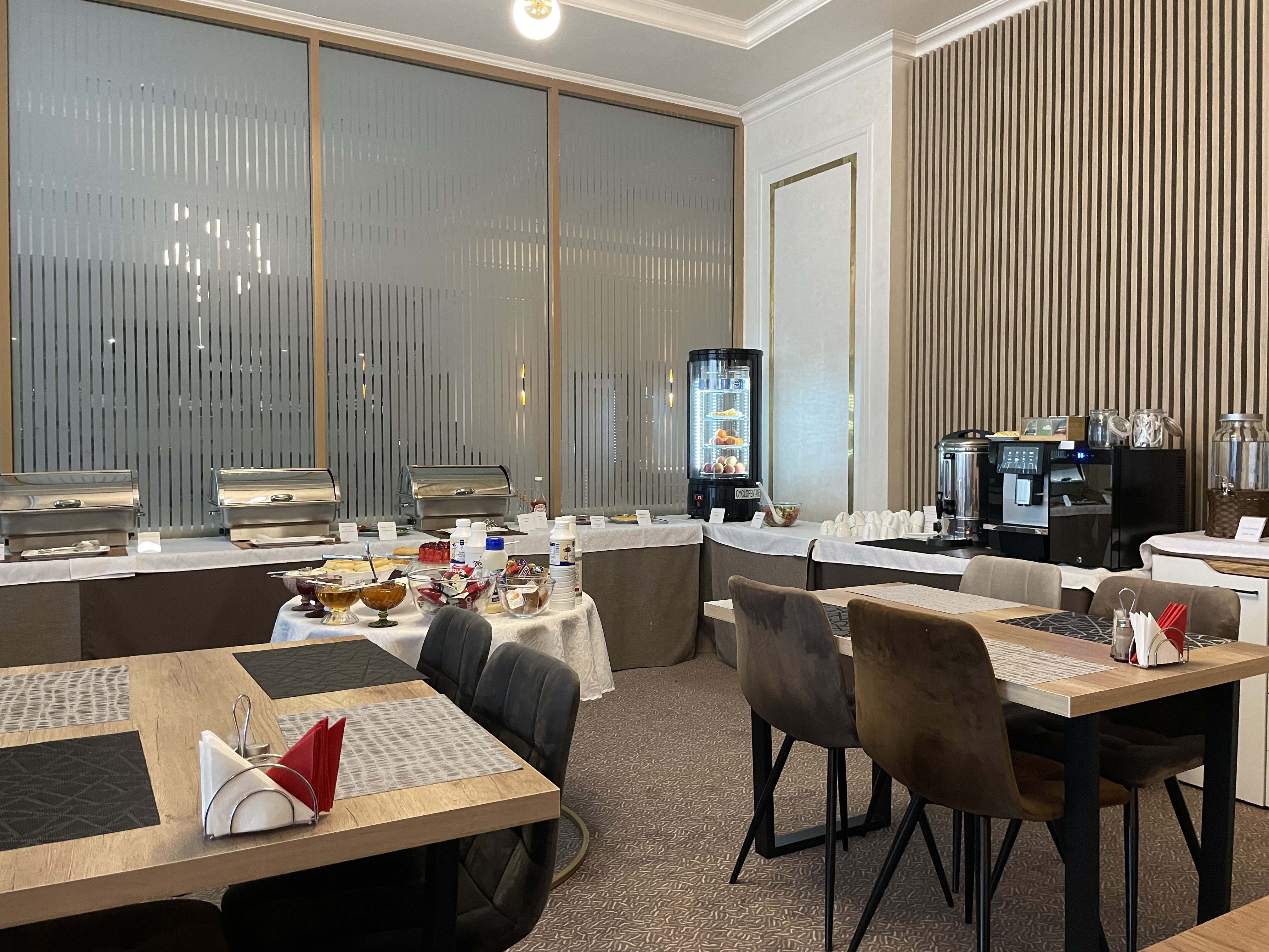 Фото Central City