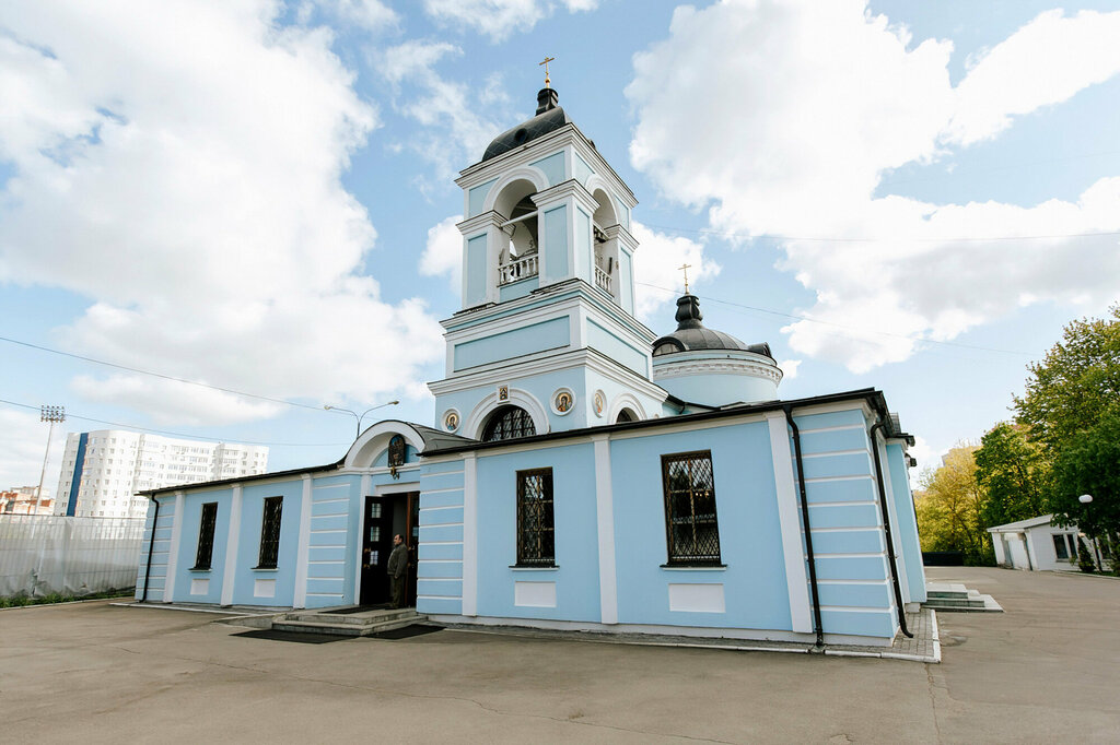 Orthodox church Church of the Apostles Peter and Paul, Himki, photo