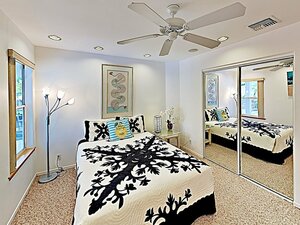 New Listing! Kona Sunset Hale W Ocean Views 3 Bedroom Home
