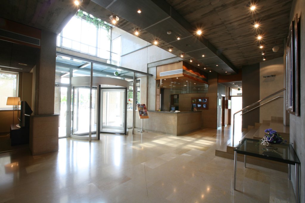 Фото Hotel Granollers