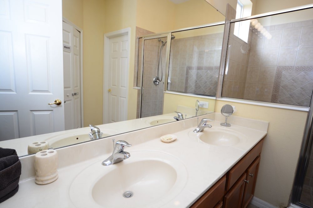 Фото Bella Vida Resort Luxury Pool Home Game Room View!