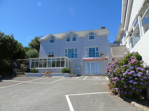 Гостиница Kinsale Suites в Кинсейле