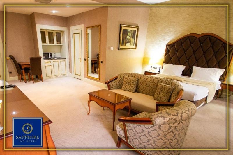 Фото Sapphire Inn Hotel