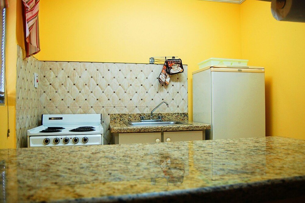 Фото Studio at The Dorchester New Kingston