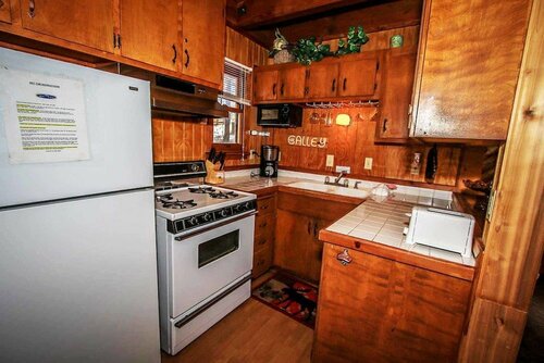 Жильё посуточно Bonita Cabin-1154 by Big Bear Vacations