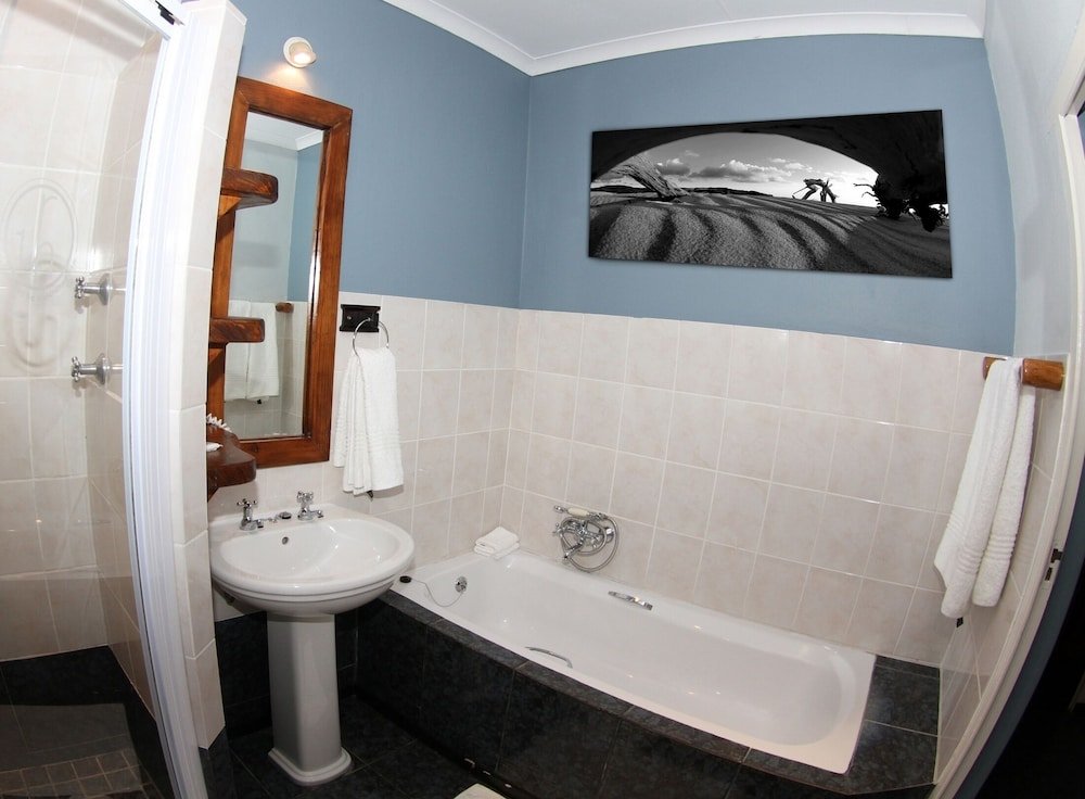 Фото The Roundhouse - Self Catering