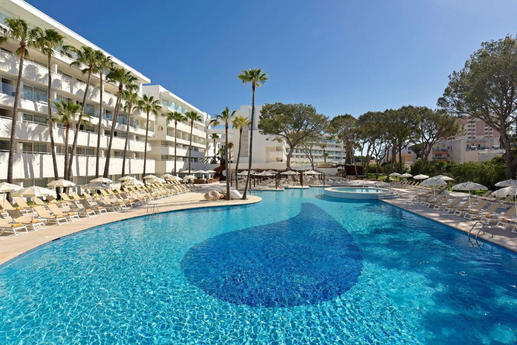 Фото Iberostar Waves Cristina