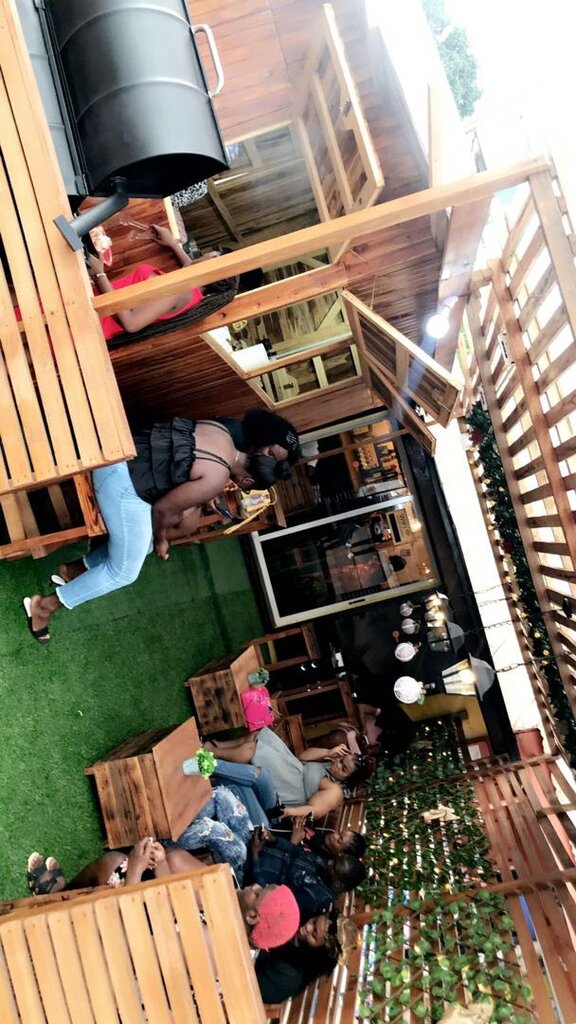 Cafe Nannie's Cafe, Earth, photo