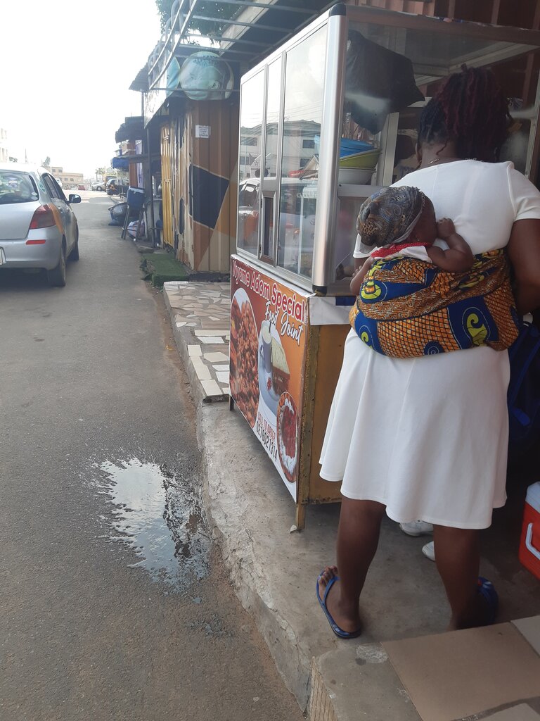 Fast food Nyame Adom Special Food Joint, Accra, photo