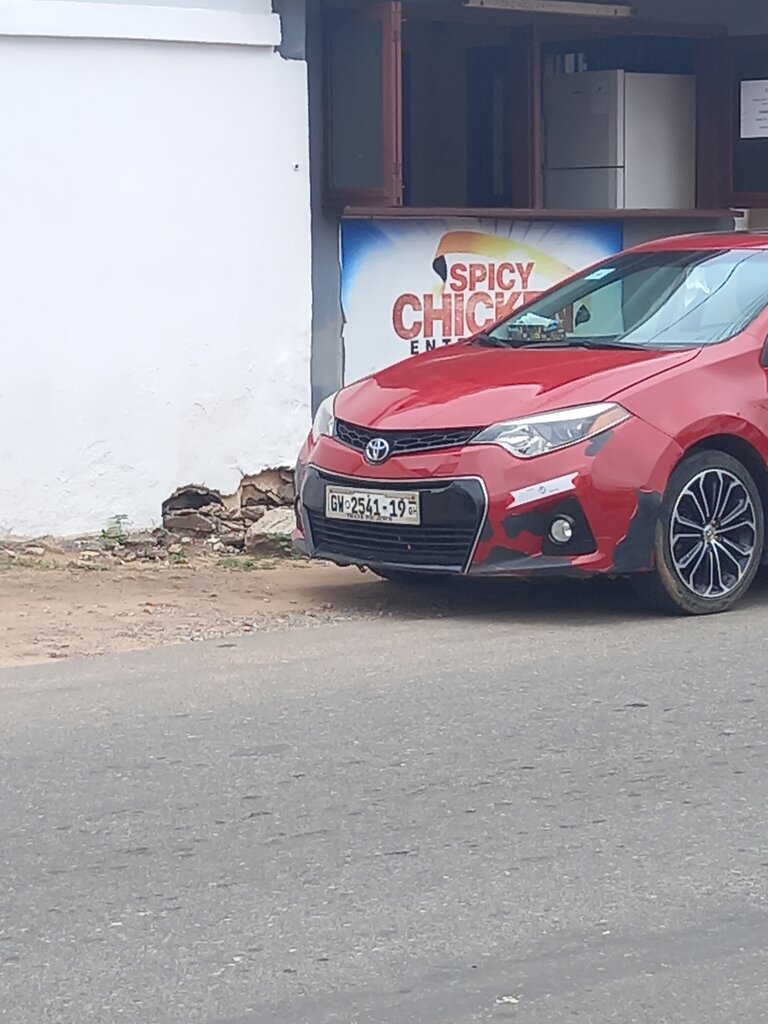 Fast food Spicy chicken, Accra, photo