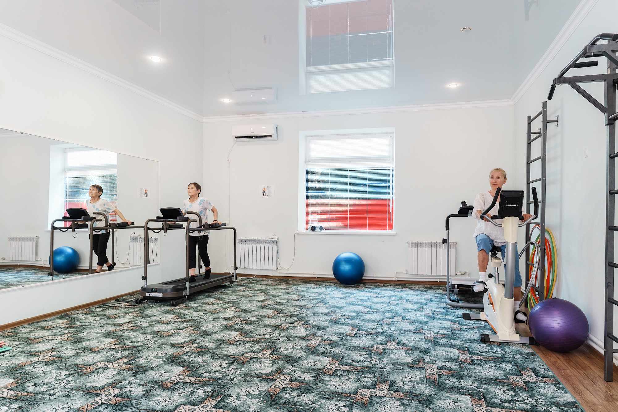 Фото Прибой