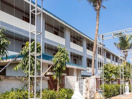 Фото Blue Lily Beach Resort