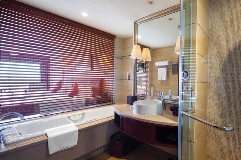 Фото Howard Johnson Conference Resort Chengdu