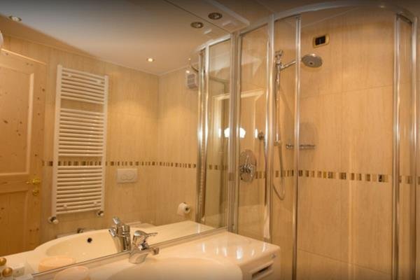 Фото Hotel Cristina