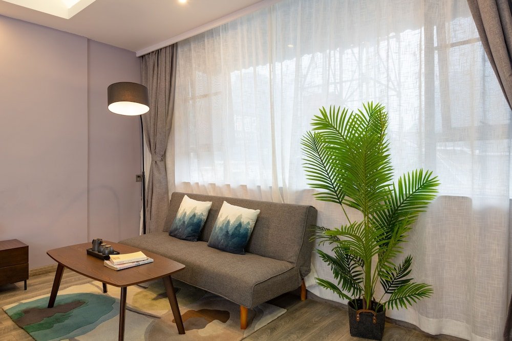 Фото Spring Blossoms Inn Yangshuo West Street