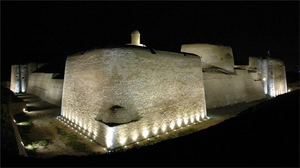 Фото Four Seasons Hotel Bahrain Bay