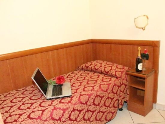 Фото Hotel Suite Caesar