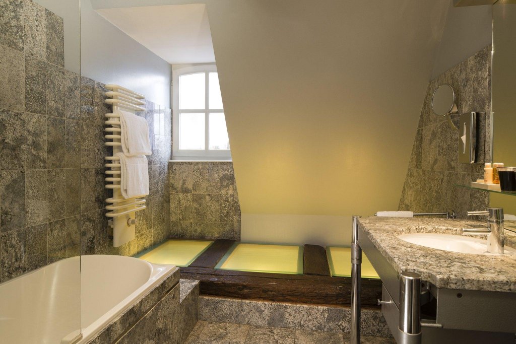 Фото Hotel Le Colombier Suites