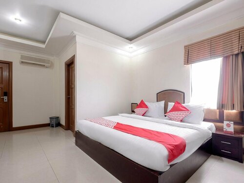 Гостиница Oyo 1114 Hotel Denpasar Makassar в Макасаре