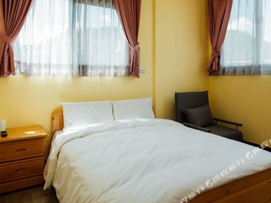 Фото Victoria Castel