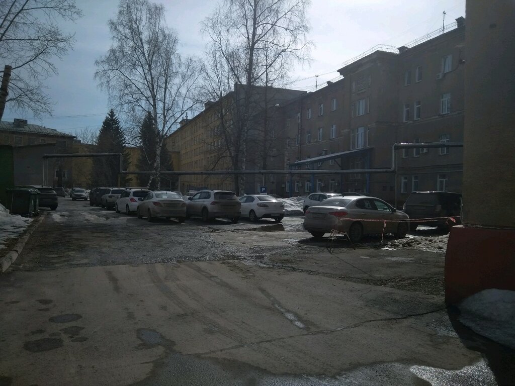 موقف السيارات Автомобильная парковка ، كيميروفو، صورة