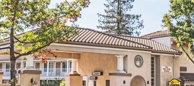 Фото Super 8 by Wyndham Mountain View
