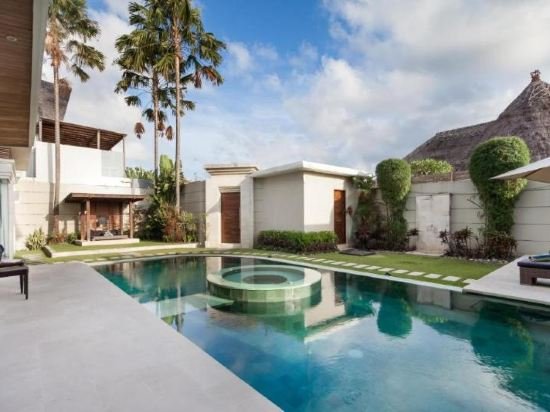 Фото Tis Villas Seminyak by Premier Hospitality Asia