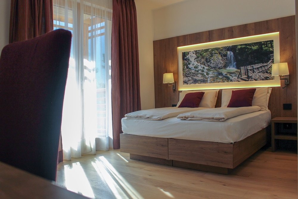 Фото Edelweiss Alpine Nature Hotel