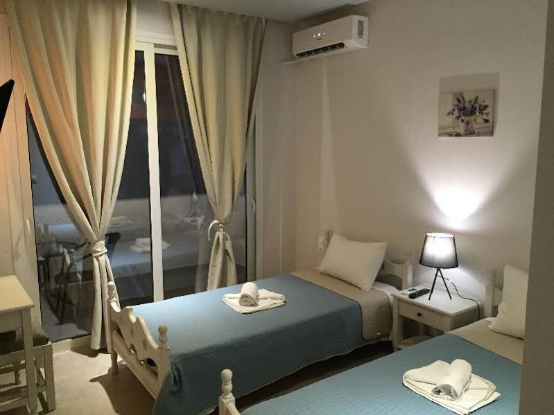 Фото Dominoes Aparthotel