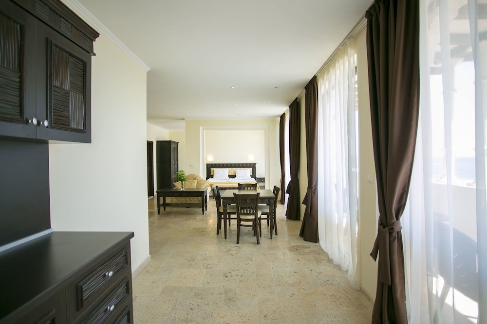 Фото Royal Villas Elenite - All Inclusive