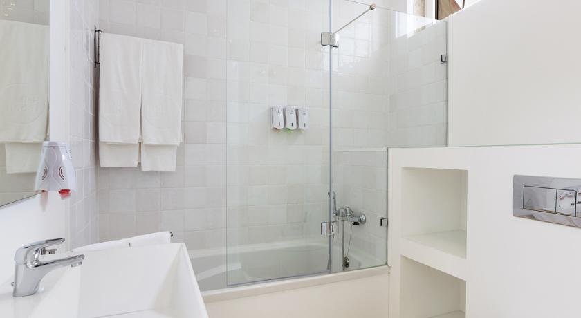 Фото Lisbon Serviced Apartments Bairro Alto