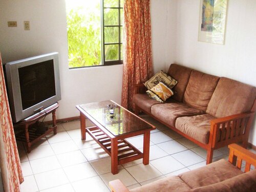 Гостиница Bananaquit Apartments в Тобаго
