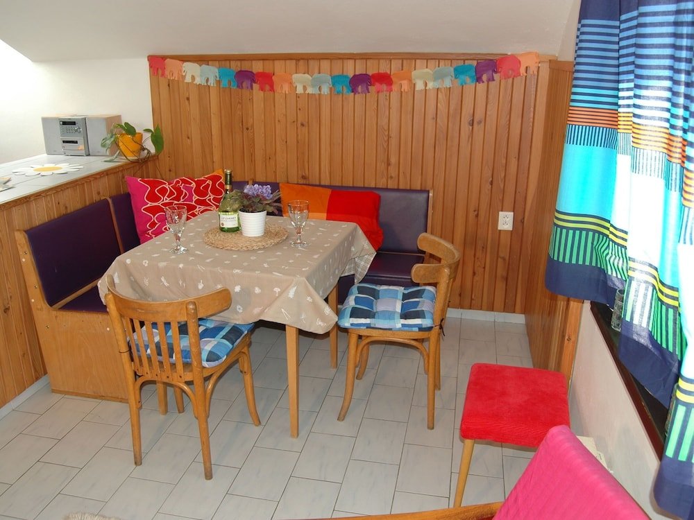 Фото Spacious Cottage in the Giant Mountains, Near the Ski Slopes