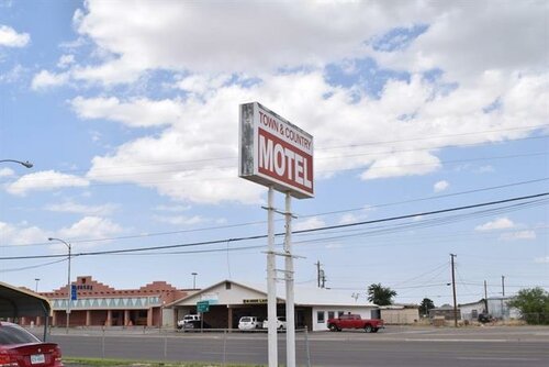 Гостиница Town & Country Motel Fort Stockton в Форт Стоктоне