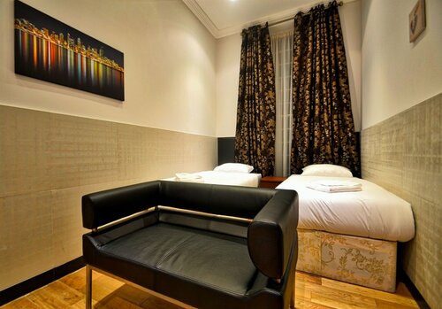 Гостиница Hyde Park Apartments 8 Craven Hill в Лондоне
